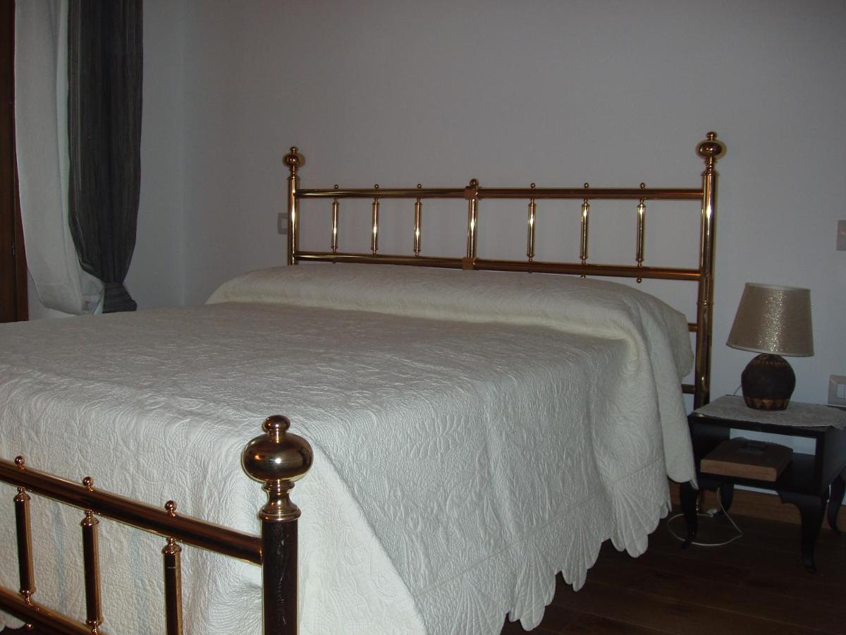 Il Giardino Di Rosmarino Bed and Breakfast Pontremoli Buitenkant foto
