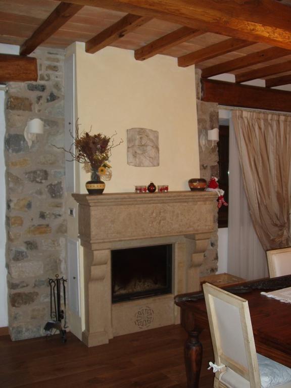 Il Giardino Di Rosmarino Bed and Breakfast Pontremoli Buitenkant foto