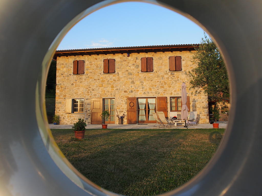 Il Giardino Di Rosmarino Bed and Breakfast Pontremoli Buitenkant foto