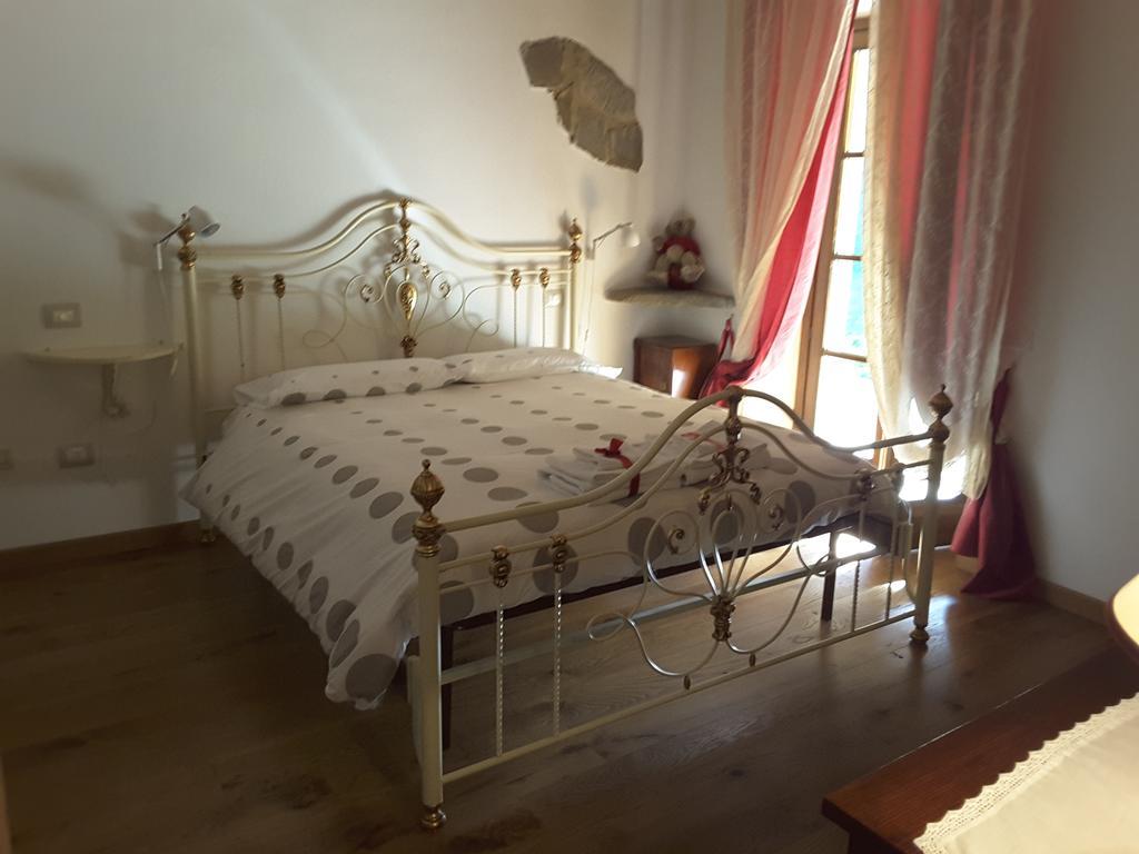 Il Giardino Di Rosmarino Bed and Breakfast Pontremoli Buitenkant foto