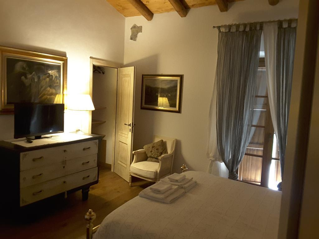 Il Giardino Di Rosmarino Bed and Breakfast Pontremoli Buitenkant foto