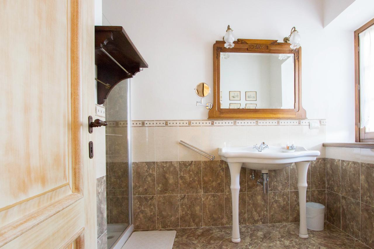 Il Giardino Di Rosmarino Bed and Breakfast Pontremoli Buitenkant foto